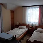 Smjestaj Na Selu,porodica Gvozdenac Sipovo