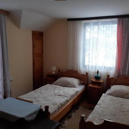 Smjestaj Na Selu,porodica Gvozdenac Sipovo