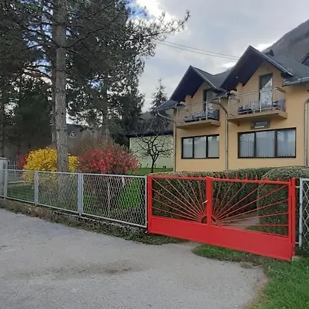 Smjestaj Na Selu,porodica Gvozdenac Apartmán