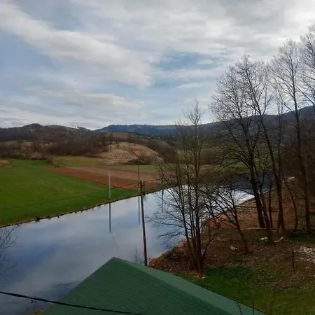 Smjestaj Na Selu,porodica Gvozdenac * Sipovo