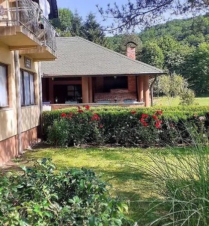Smjestaj Na Selu,porodica Gvozdenac Apartmán