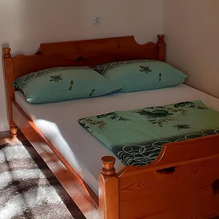 Smjestaj Na Selu,porodica Gvozdenac Lejlighed Sipovo