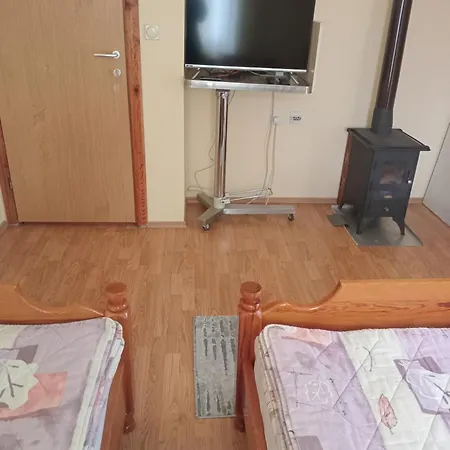Smjestaj Na Selu,porodica Gvozdenac *