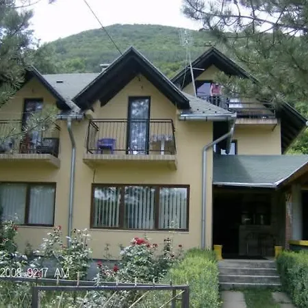 Smjestaj Na Selu,porodica Gvozdenac