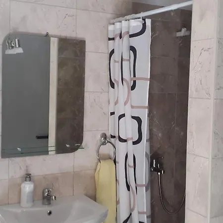 Smjestaj Na Selu,porodica Gvozdenac Apartamento