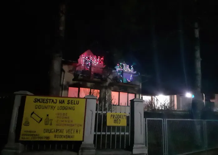 Smjestaj Na Selu,porodica Gvozdenac *